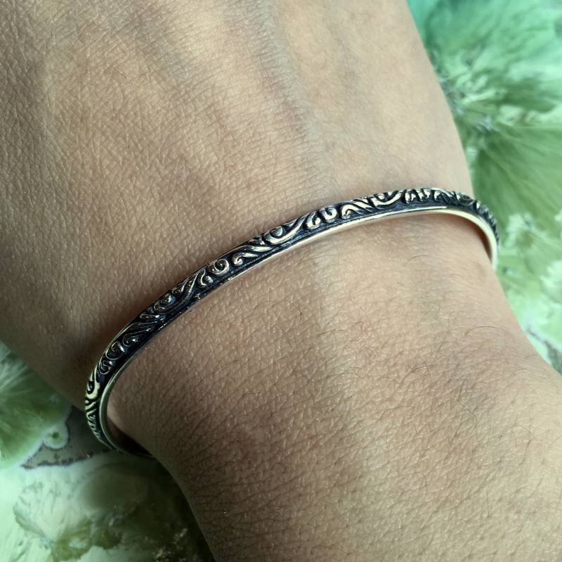 Sterling Silber Manschette, Zierliche Jeden Tag Filigrane Oxidierte Steifsilber Armband Cc174 von Ellishshop