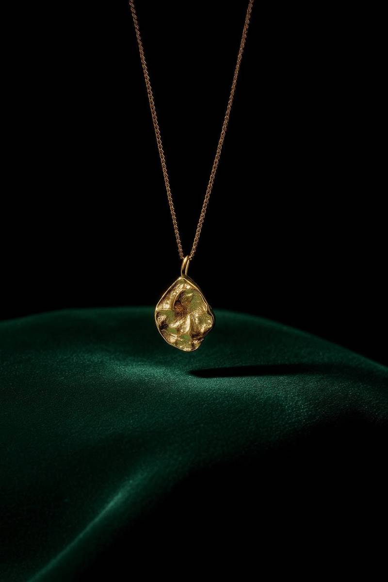 Organic Floral Gold Pendant Necklace - Sculptural Nature-Inspired Design By Ellociel von Ellociel