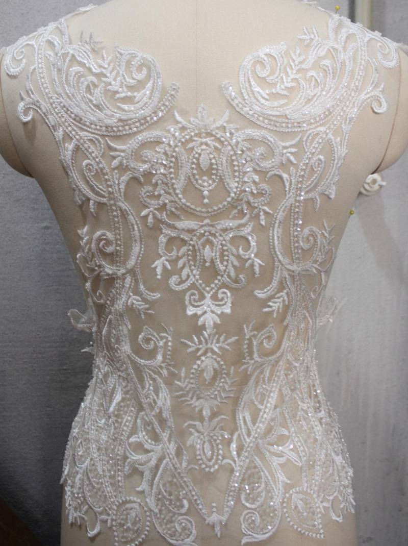 Luxus Perlen Spitzen Applikation Braut Brautkleid Patch | 52x50 cm Luxus Perlen Spitzen Applikation Braut Brautkleid Patch | 52x50 cm von Elmalaceapplique