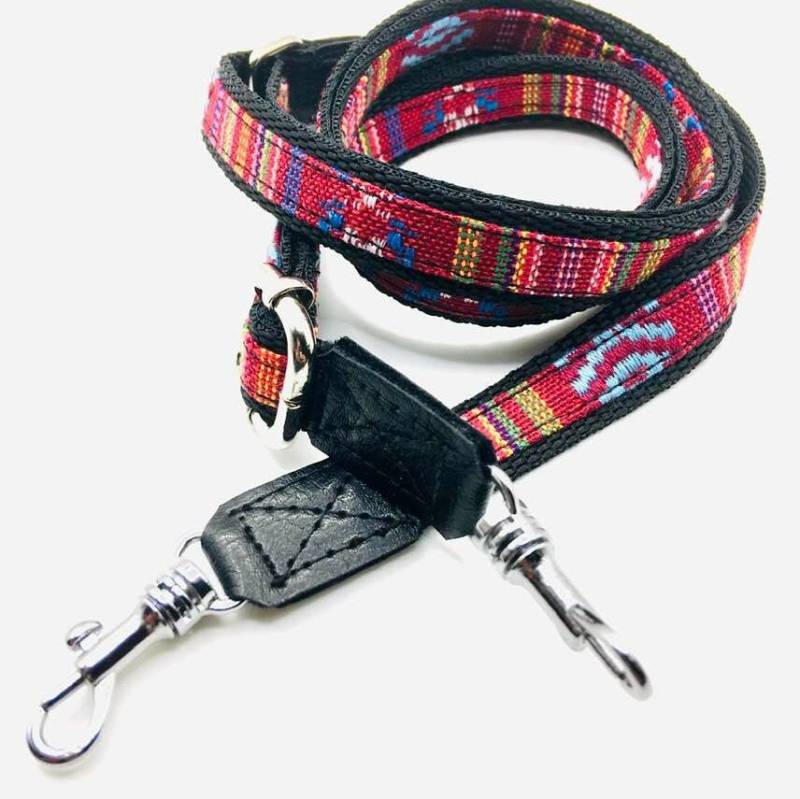 Schultergurt Handygurt Ethno Boho Rot-Braun Bunt 15 Mm Breit Verstellbar, Hochwertigen Silberfarbenen Karabiner, Lederapplikation Schultergurt Handygurt Ethno Boho Rot-Braun Bunt 15 Mm Breit Verstellbar, Hochwertigen Silberfarbenen Karabiner, Lederapplikation von ElmiraBerlin