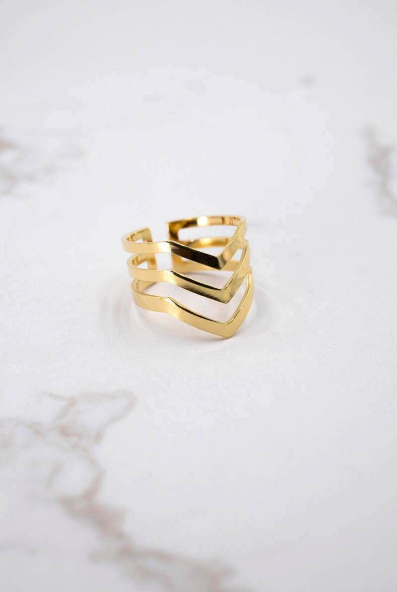 Vergoldetes Silber. Ring3Arrow. Vergoldeter Silberring. Sterlingsilber. Minimal Verstellbarer Ring Vergoldetes Silber. Ring3Arrow. Vergoldeter Silberring. Sterlingsilber. Minimal Verstellbarer Ring von Elpezdorado