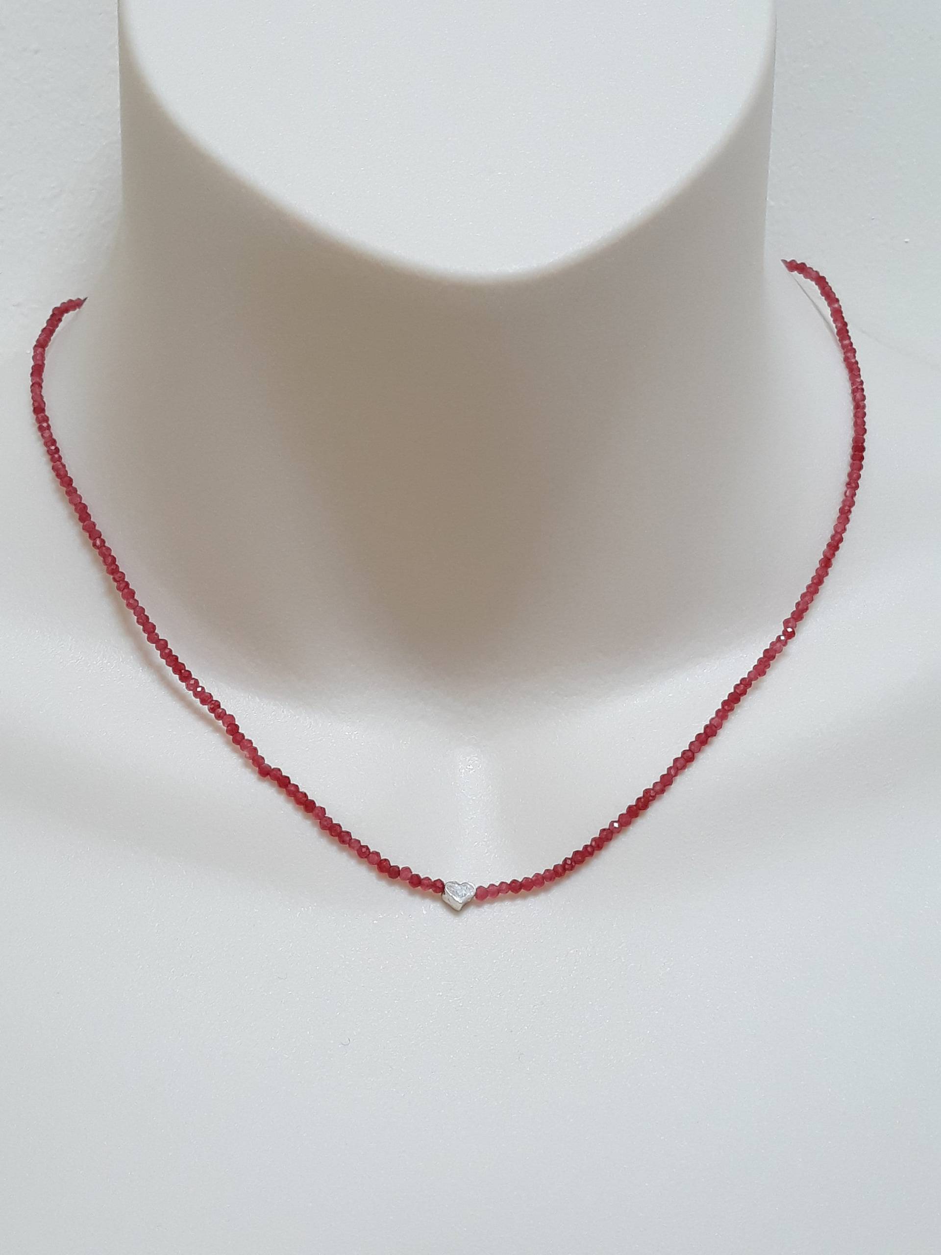 Rote Jade Und Sterling Silber Herz Kette von ElsaJewelry
