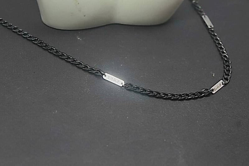 Hand Gestempelt Name Halskette .personalisierte Geschenk, Schwarze Kette Schmuck. Gravierte Namenskette in Gold Oder Silber. Geburtstagsgeschenk Für Hand Gestempelt Name Halskette .personalisierte Geschenk, Schwarze Kette Schmuck. Gravierte Namenskette in Gold Oder Silber. Geburtstagsgeschenk Für von ElseCreation