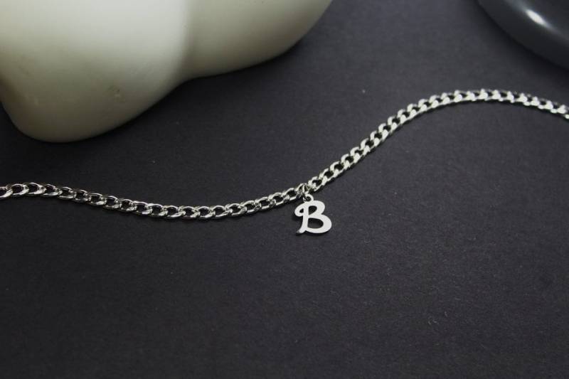 Wasserfester Brief Schmuck. Edelstahl Initial Necklace.silver Letter Charm.boyfriend Birthday Gift.mann Geschenk Freund Wasserfester Brief Schmuck. Edelstahl Initial Necklace.silver Letter Charm.boyfriend Birthday Gift.mann Geschenk Freund von ElseCreation