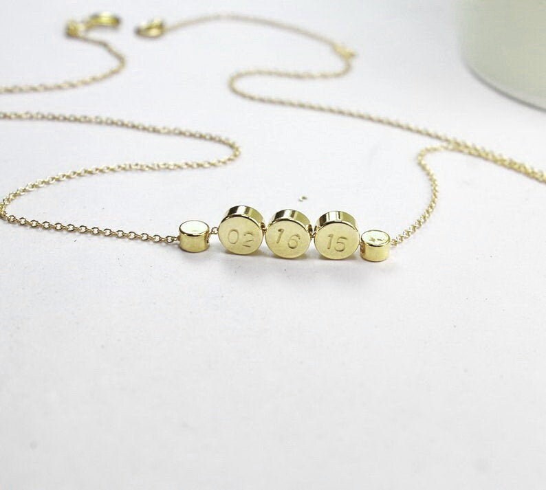 Datum Halskette - Silber Oder Gold Punkt Halskette. Hochzeitsdatum.jahrestag, Geburtstag, Kalender Halskette, Nummer Erstkommunion von ElseDesigns