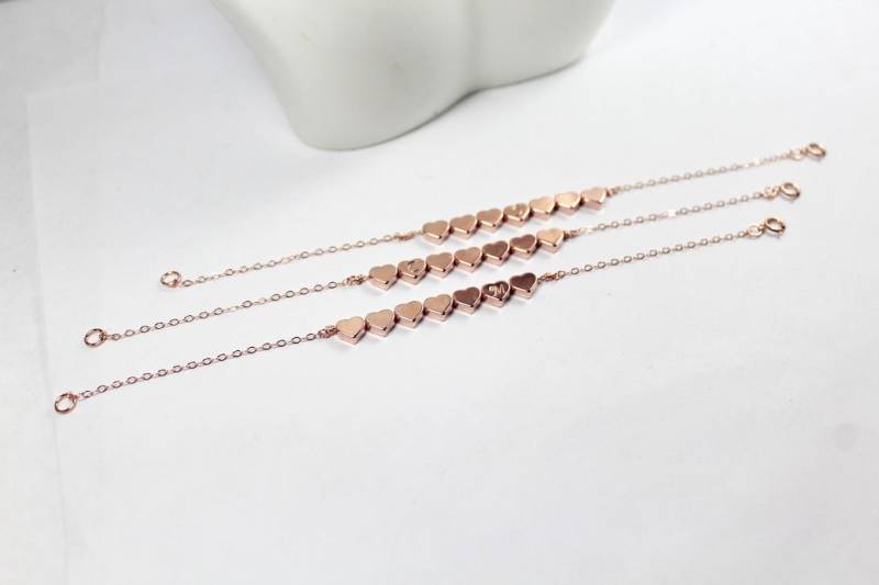 Personalisierte Herz Armband - Initial Rose Armband, Familie Geschenk, Gold Gefüllt Armband Best Friends Geschenk.bis Zu 7 Herzen von ElseDesigns