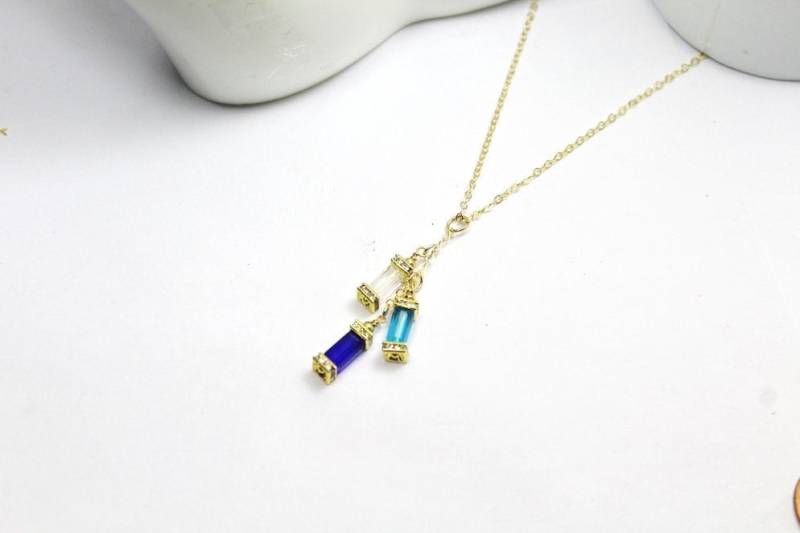 Drei Birthstones Halskette, Mutter Frau Geschenk. Birthstone Familie Geburtsstein 3 Schwestern Birthstones.3 Beste Freunde Geschenk von ElseJewelry