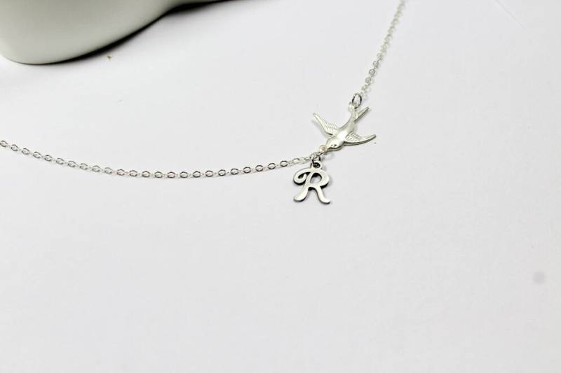 Individueller Peace-Dive-Schmuck. Harmonie Charm. Ruhiger Vogelschmuck. Personalisierter Initial-Schmuck. Monogramm-Halskette, Sanfte, Heitere von ElseJewelry