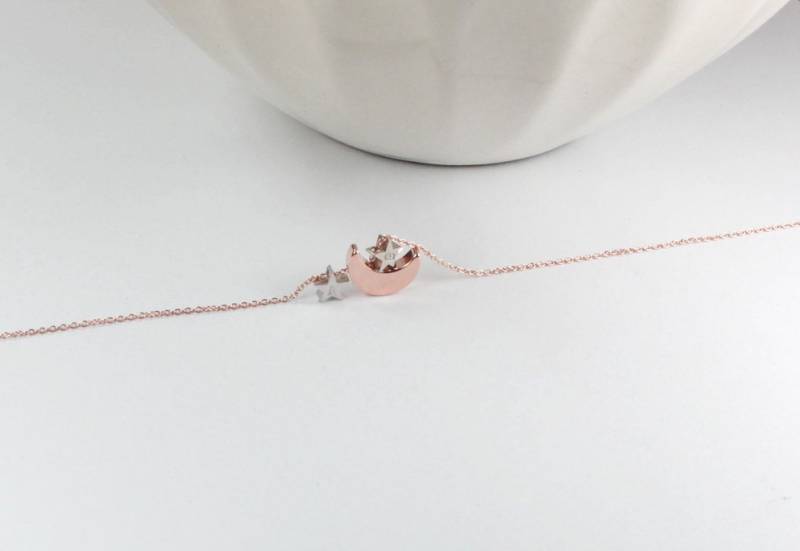 Mutter Von Zwei Kindernhalskette.mama Twin Boys, Girls Geschenk. Rose Gold Mond Sterne Jewelry.2 Initial Halskette .geschenk Für Neue Mutter von ElseJewelry