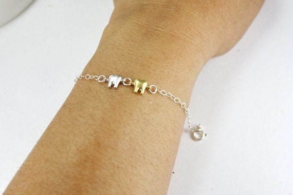 Zwei Silber Zahn Bracelet.2 Gold Tooth Schmuck Denim Armband Hygienist Graduate, Zahnarzt Armband, 2 Zahnarzthelferin Geschenk. Beste Freunde von ElseJewelry
