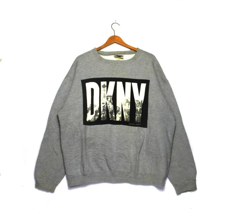 Vintage Dkny Full Print Spellout Logo Crewneck Pullover Sweatshirt von ElsewhereVintageShop