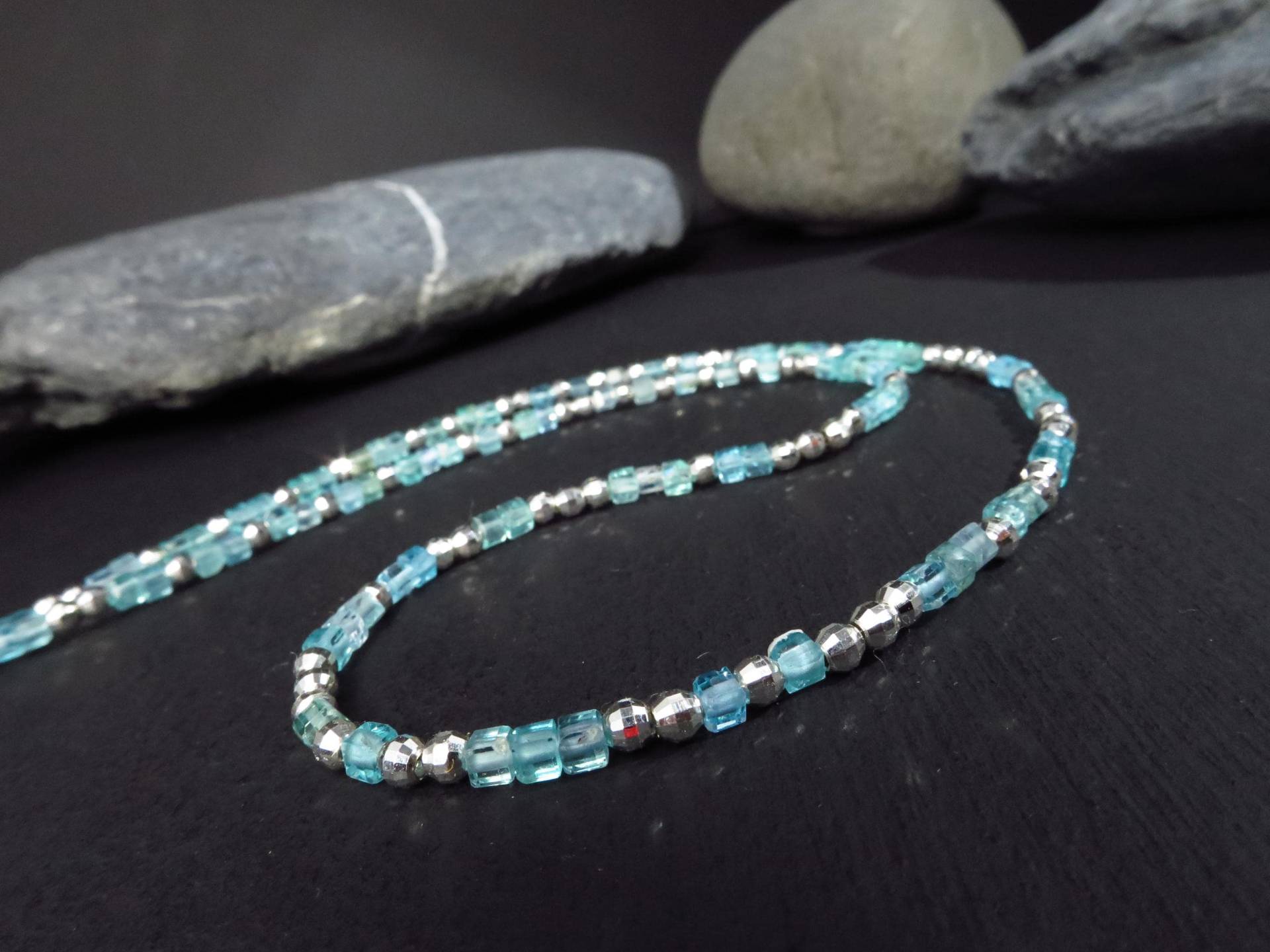 Apatit Würfel Kette 45cm Sterling Silber Türkis Apatit Würfel Kette 45cm Sterling Silber Türkis von ElstarDesign