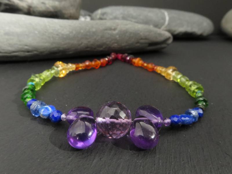 Chakra Regenbogen Amethyst Edelstein Armband Silber von ElstarDesign
