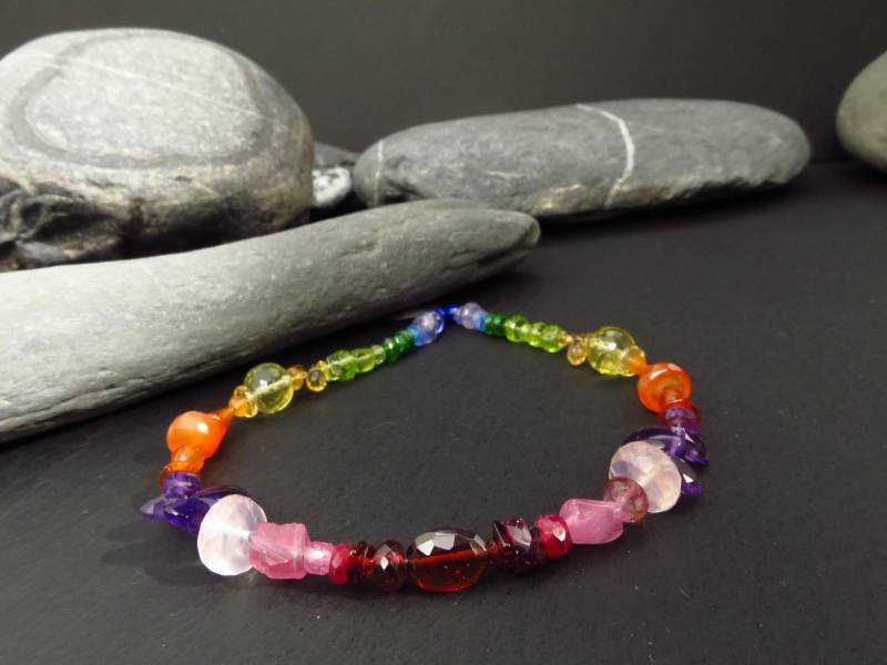 Chakra Regenbogen Buntes Edelstein Armband Silber von ElstarDesign