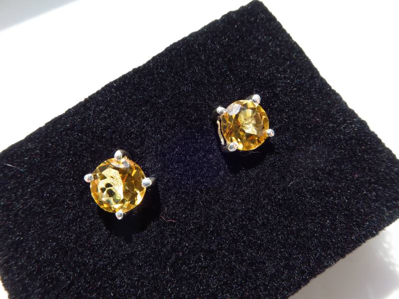 Citrin 925 Silber Ohrringe Ohrstecker Facettierter Zitrin Gefasst in Sterling Edelstein von ElstarDesign