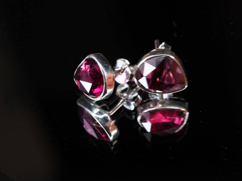 Granat Ohrstecker Rose Cut 925 Sterling Silber von ElstarDesign