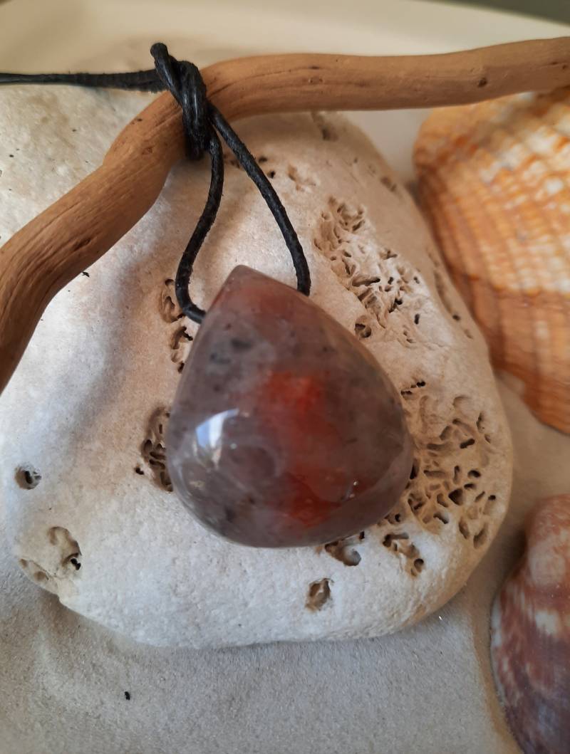 Sonnensteinanhänger, Durchbohrter Trommelstein, Sonnenstein in Tropenform, Edelsteinanhänger, Kettenanhänger von Elstertraum