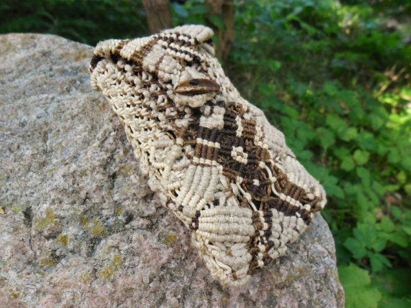 Rustikale Makramee-Tasche Mit Kordel Rustikale Makramee-Tasche Mit Kordel von Eltallercitonomada