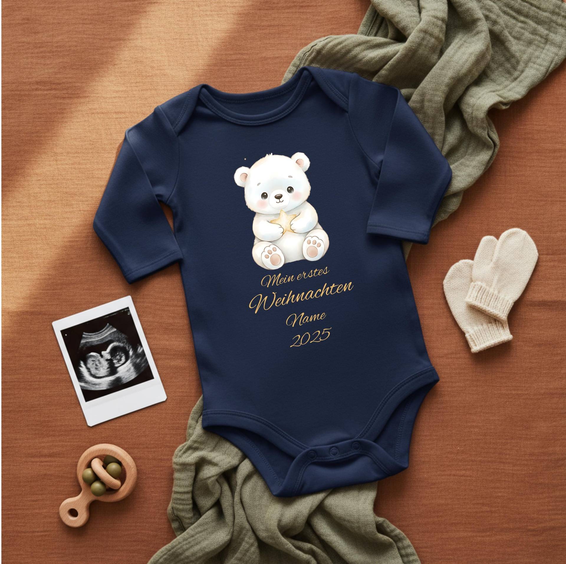 Babybody Mein Erstes Weihnachten | Personalisierbar Geschenk Neugeborenen Strampler Eisbär Design Bio Baumwolle von Elterntraeume