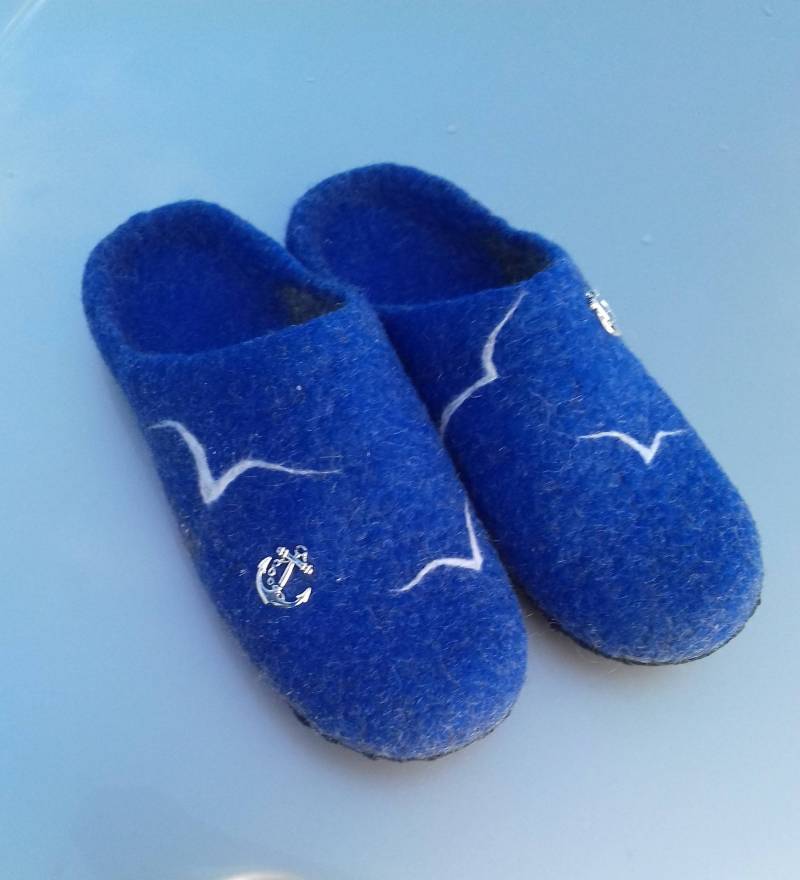 Gefilzte Wolle Hausschuhe Warme Schaffell-Hausschuhe Schuhe Erwachsene Geschenk Für Freund Seemann Filz von ElzyWool