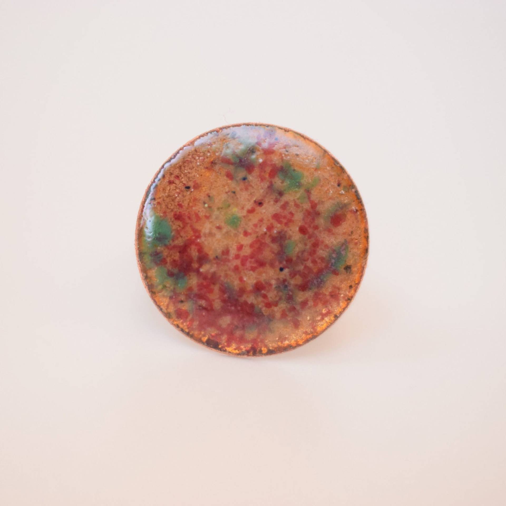 Großer Emaille-Ring Gold Schimmernd von Emailline