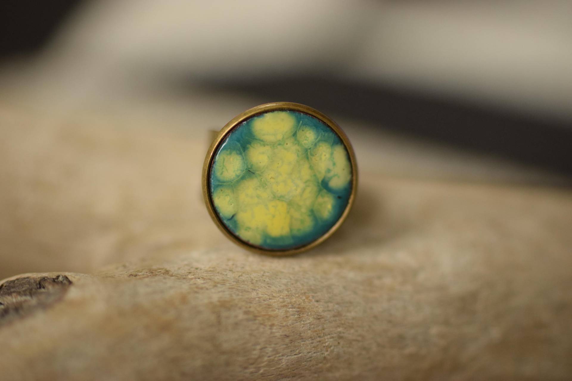 statement Emaille Ring - Muster Blau/ Gelb statement Emaille Ring - Muster Blau/ Gelb von Emailline