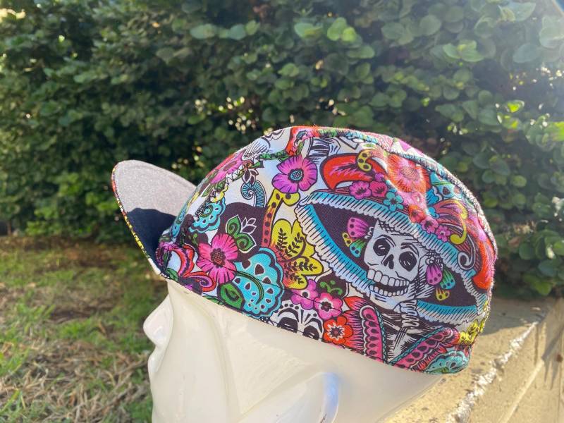 Fahrradmütze La Katrina Totenkopf Motivdruck Gr M L Fahrradmütze La Katrina Totenkopf Motivdruck Gr M L von Emanuelcapbicy