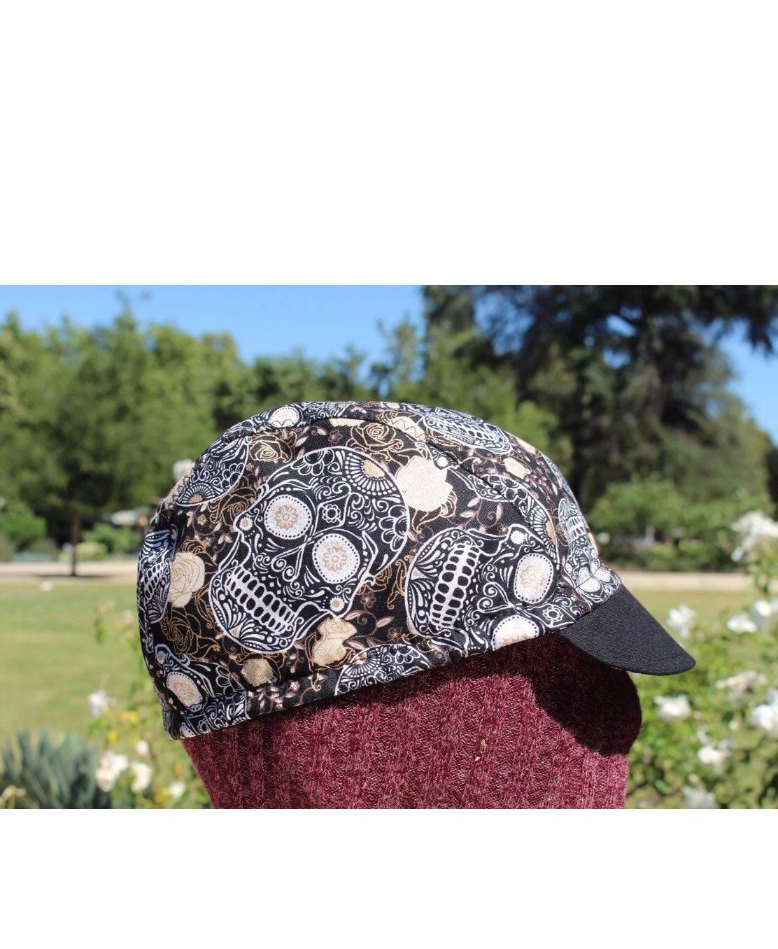 Radsportmütze Baumwollstoff Sugar Skull Mit Goldenen Linien Handmade Größe M L Radsportmütze Baumwollstoff Sugar Skull Mit Goldenen Linien Handmade Größe M L von Emanuelcapbicy