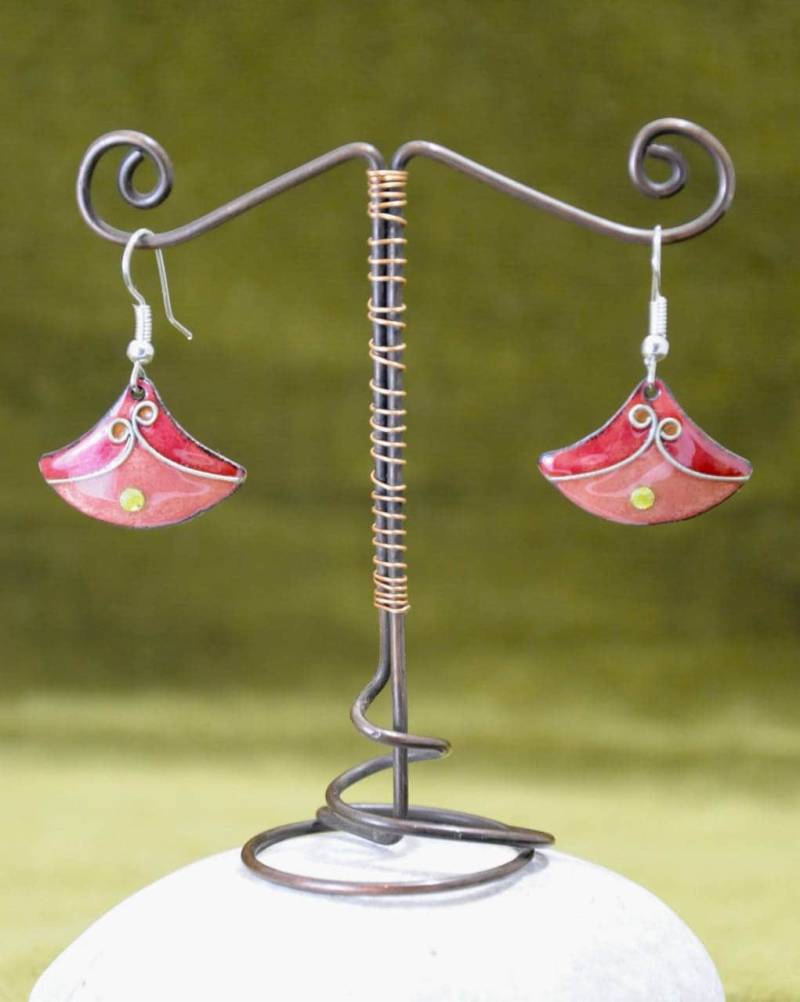 Cloisonne-Emaille-Ohrringe Mit Silberdraht in Den Farben Rot Und Rosa von Emauxtesmots