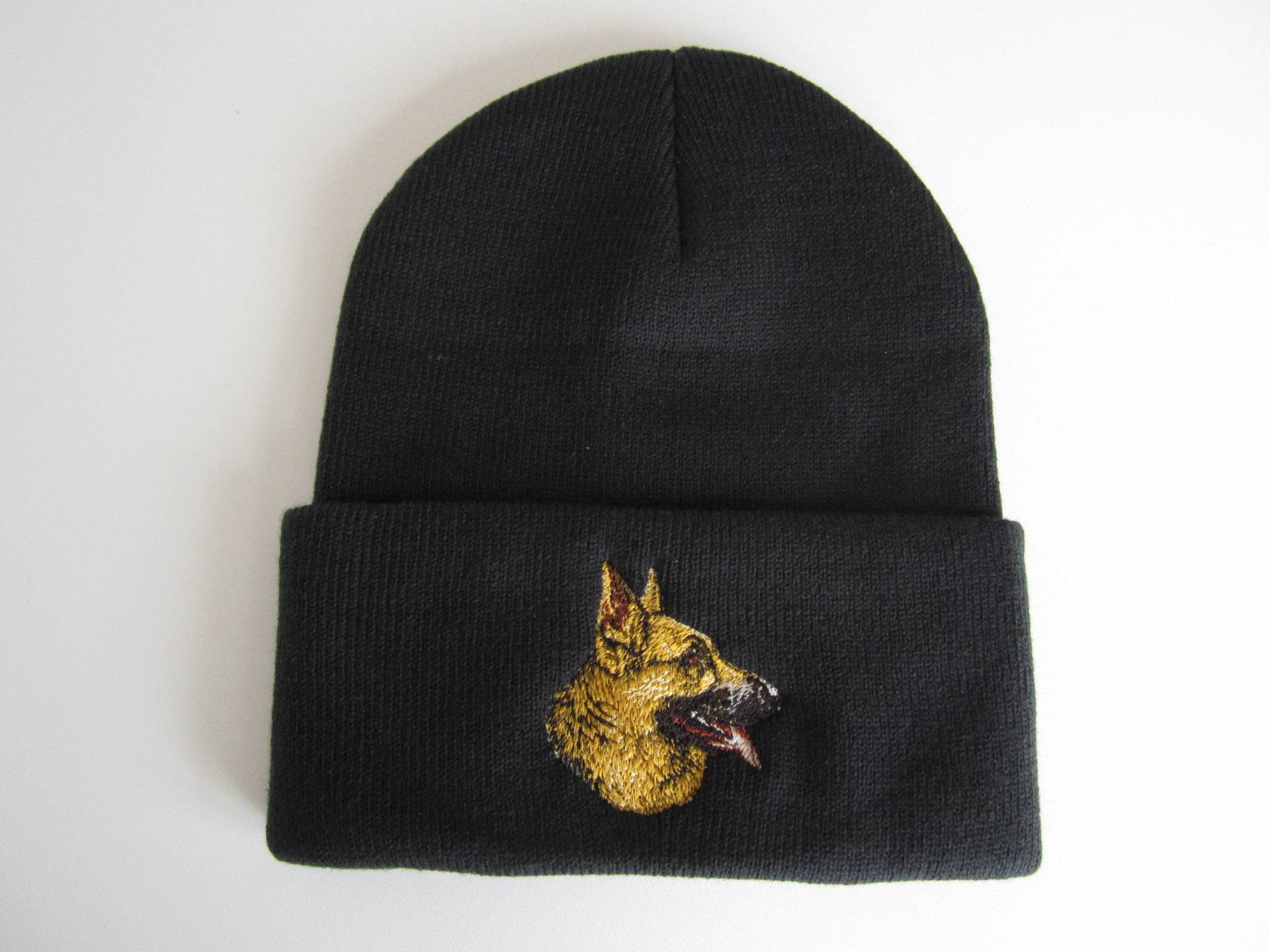 Schäferhund Mütze Bestickt von EmbarkEmbroidery