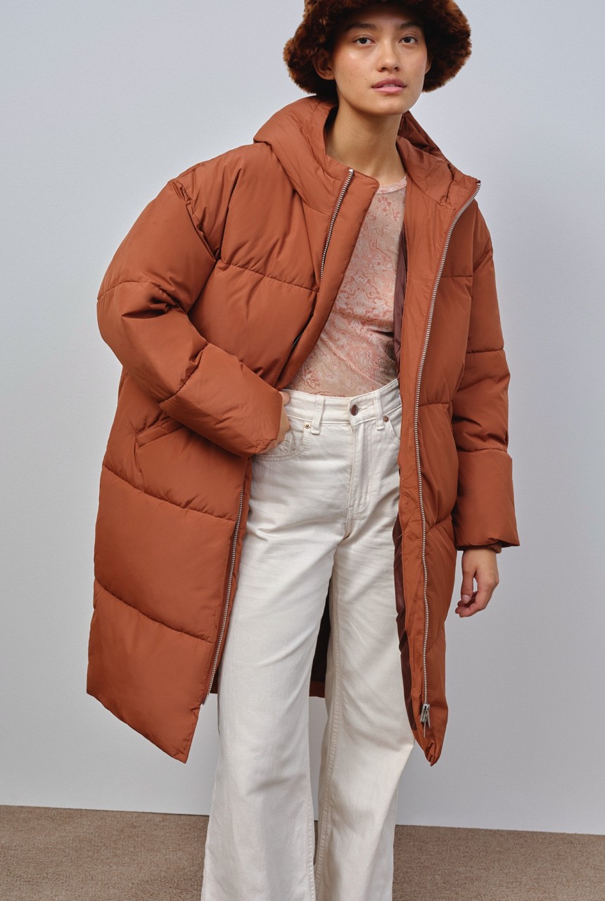 ELPHIN PUFFER COAT | Embassy of Bricks and Logs | veganer... M von Embassy of Bricks and Logs