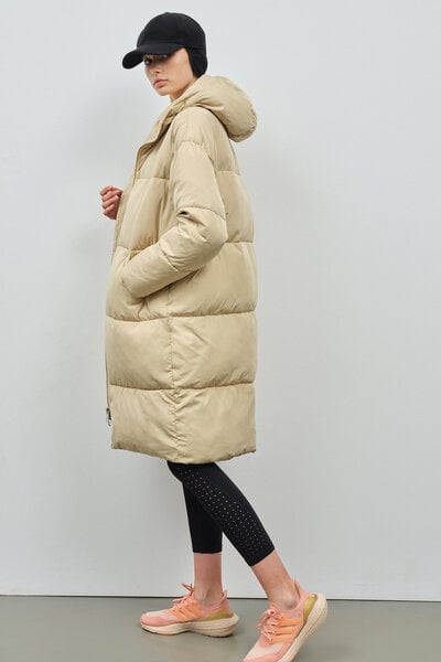 Embassy of Bricks and Logs Veganer Daunenmantel Elphin Puffer Coat von Embassy of Bricks and Logs