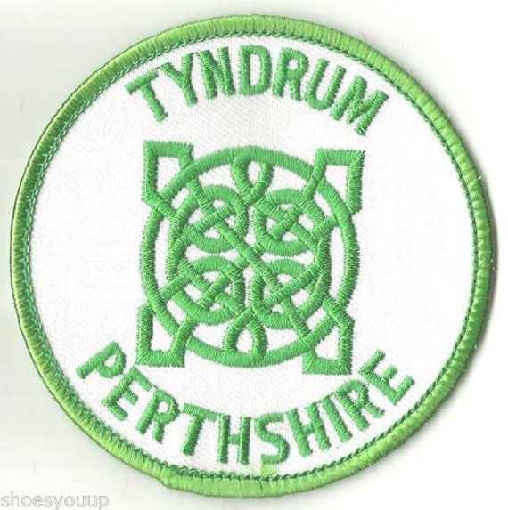 Tyndrum Perthshire Schottland Crest Flag World Embroidered Patch Abzeichen von EmblemsGifts