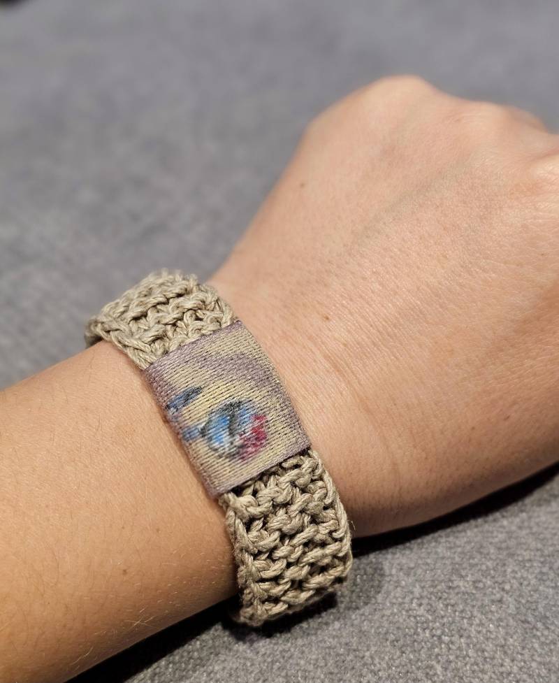 Gestrickte Ethno-stil Hanf Armband Einstellbar Boho Schmuck von Embraceleting