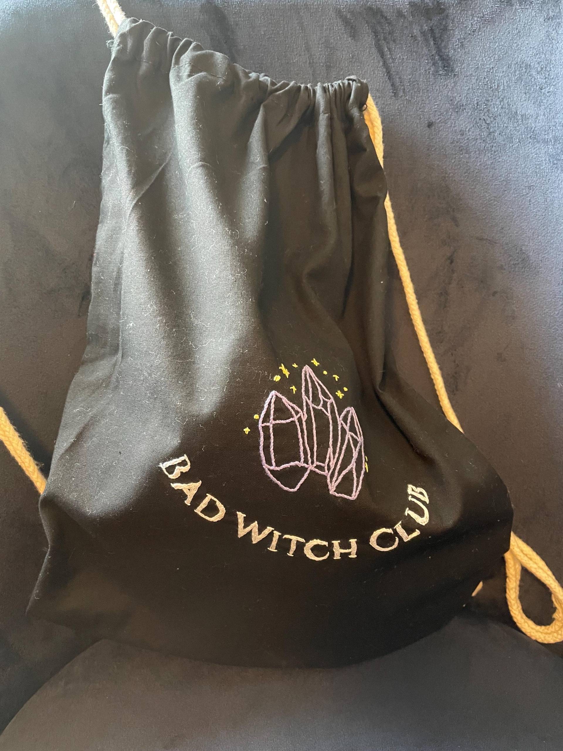 Bad Witch Club Turnbeutel Gymsac Schwarz Handbestickt Bad Witch Club Turnbeutel Gymsac Schwarz Handbestickt von EmbroideredDandelion