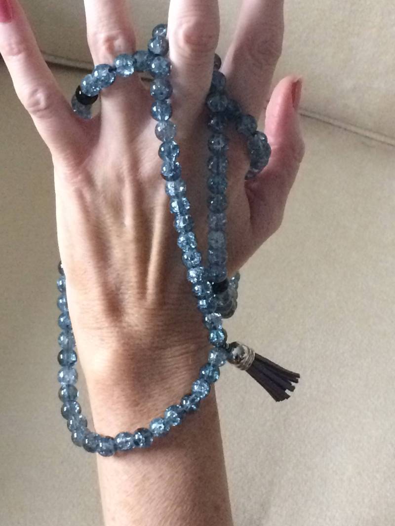 Einzigartige Handgemachte Glasperlen Halskette, Tasbih, Mala, Grau/Schwarz. Gebetskette Einzigartige Handgemachte Glasperlen Halskette, Tasbih, Mala, Grau/Schwarz. Gebetskette von EmbroideryBazaarShop