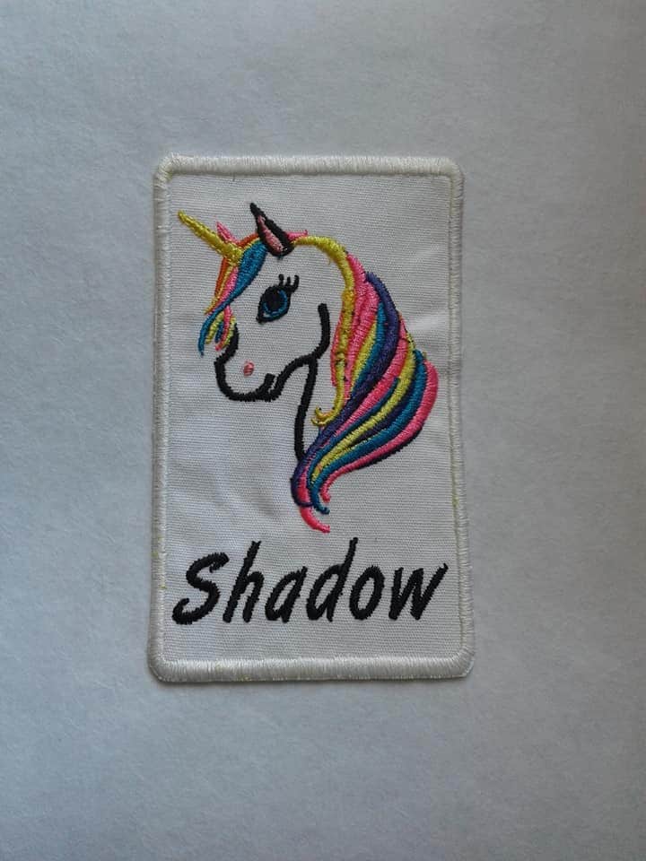Einhorn Aufbügler Name Patch Individuell Gestickte Monogramm Personalisierte Patches von EmbroideryByZevotek