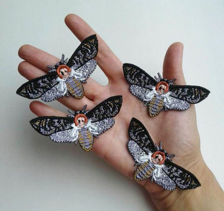 Moks130(P 4Er Set Totenkopf Motte Patch, Bestickter Aufnäher Insekt von EmbroideryMoks