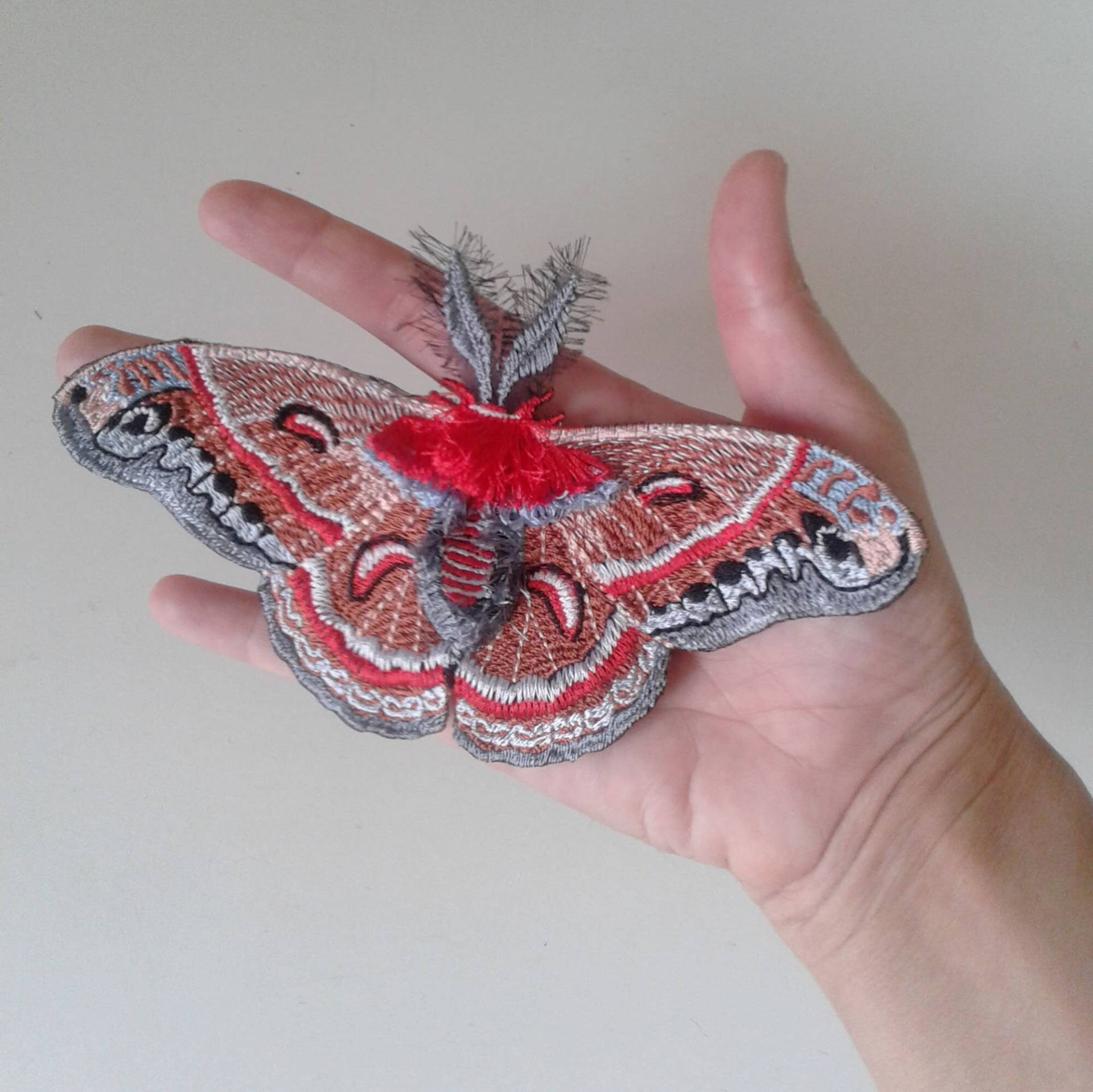 Moks214(P Motte Bestickter Aufnäher von EmbroideryMoks