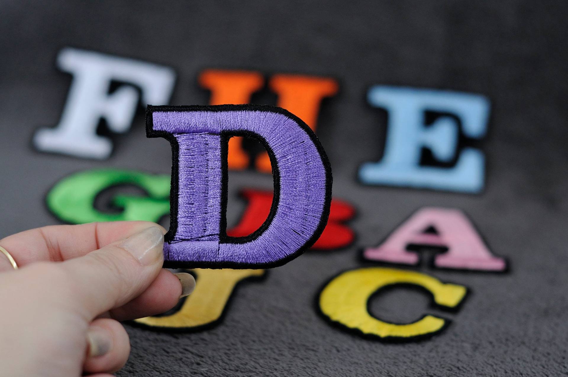 5 cm Buchstaben-Patch Aufnäher Zum Aufbügeln Alphabet | 4 Stück 5 cm Buchstaben-Patch Aufnäher Zum Aufbügeln Alphabet | 4 Stück von Embrostyle