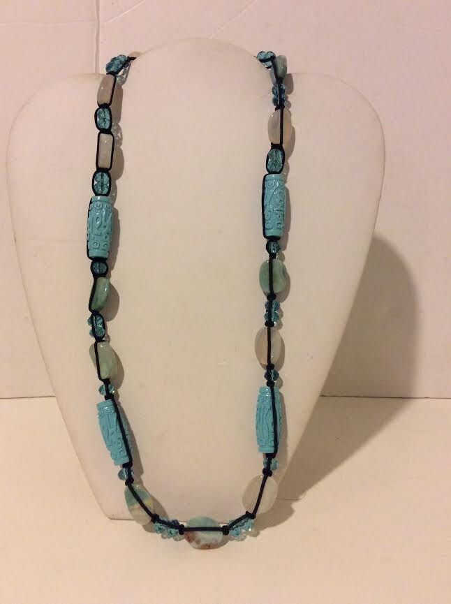 Blaue Stammes-Achat Perlen Stein Halskette Blaue Stammes-Achat Perlen Stein Halskette von EmeliaHart