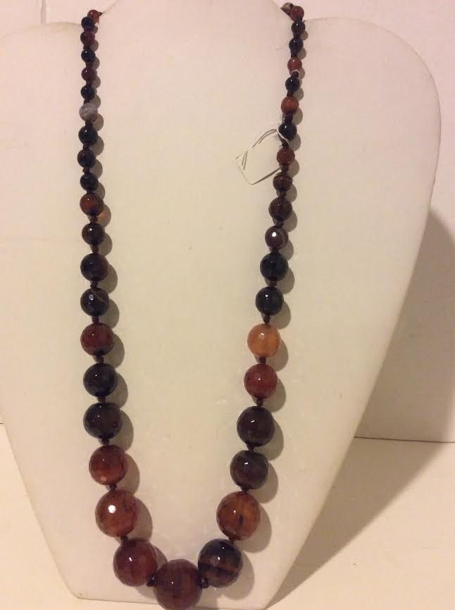 Braun Cognac Klobige Achat Perlen Kurze Stein Halskette Braun Cognac Klobige Achat Perlen Kurze Stein Halskette von EmeliaHart