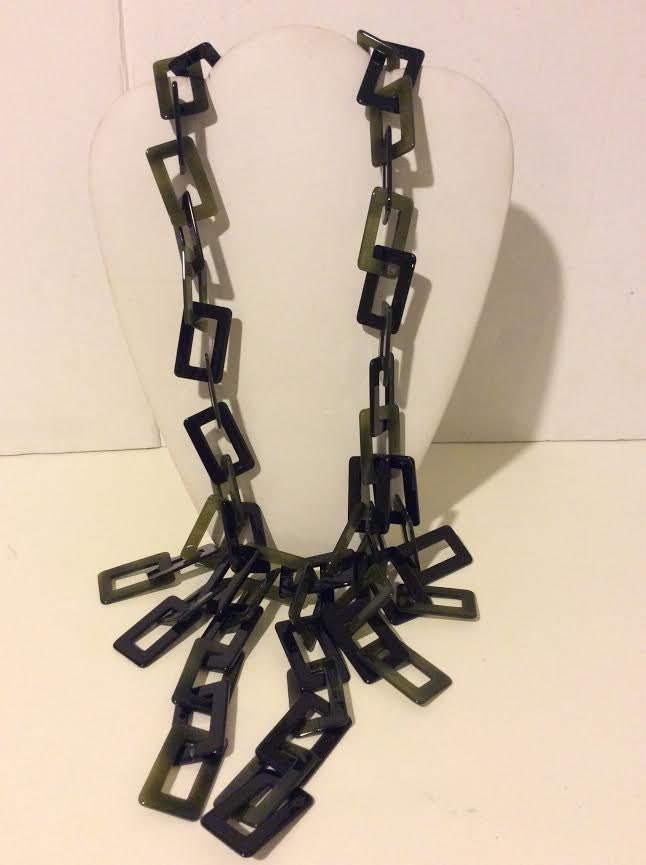 Chunky Grüne Harz Lange Einzigartige Gliederkette Chunky Grüne Harz Lange Einzigartige Gliederkette von EmeliaHart