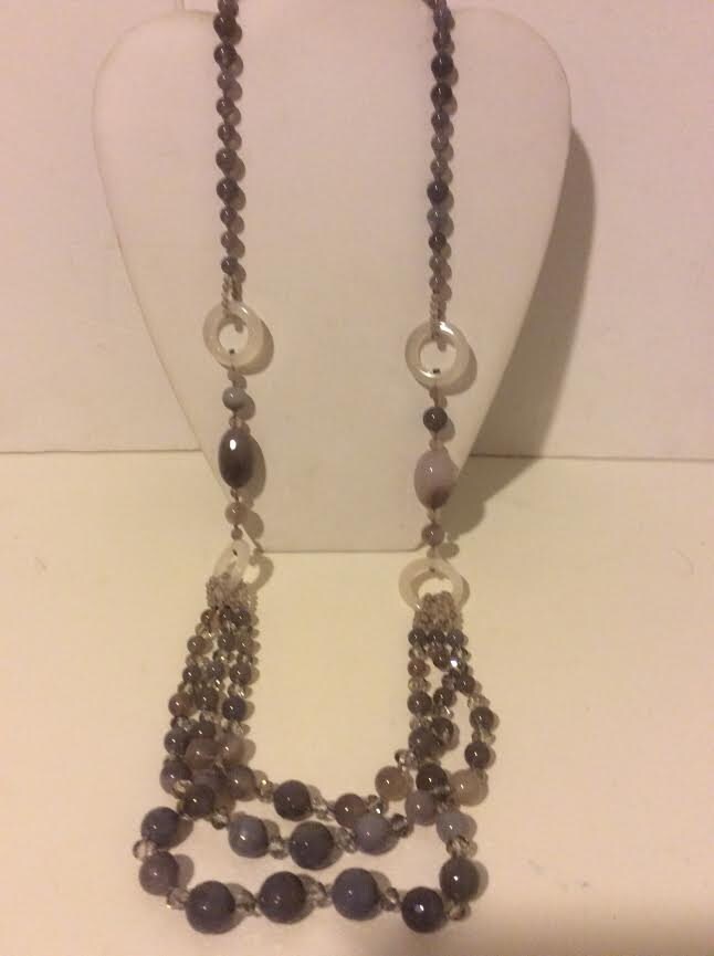 Extra Lange Grau Perlen Achat Halskette Extra Lange Grau Perlen Achat Halskette von EmeliaHart