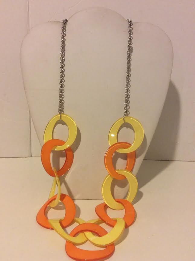 Lange Gelbe Und Orange Klobige Harz Verbindung Halskette von EmeliaHart