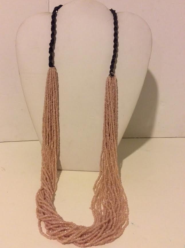 Lange Rosa Und Braun Geschichteten Perlen Halskette Lange Rosa Und Braun Geschichteten Perlen Halskette von EmeliaHart