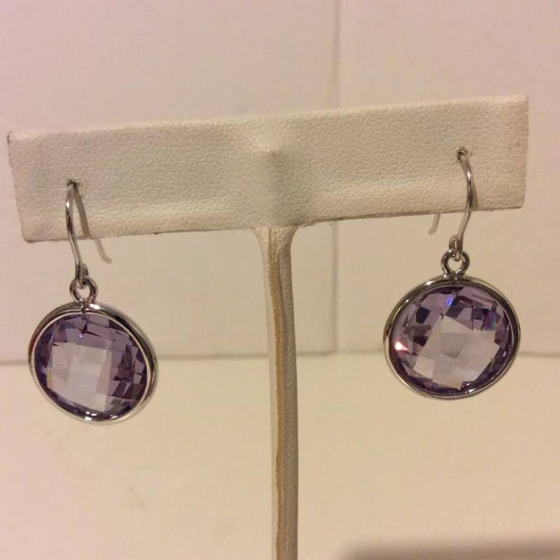 Licht Lila Facettiert 925Er Silber Runde Kreis Ohrringe Licht Lila Facettiert 925Er Silber Runde Kreis Ohrringe von EmeliaHart