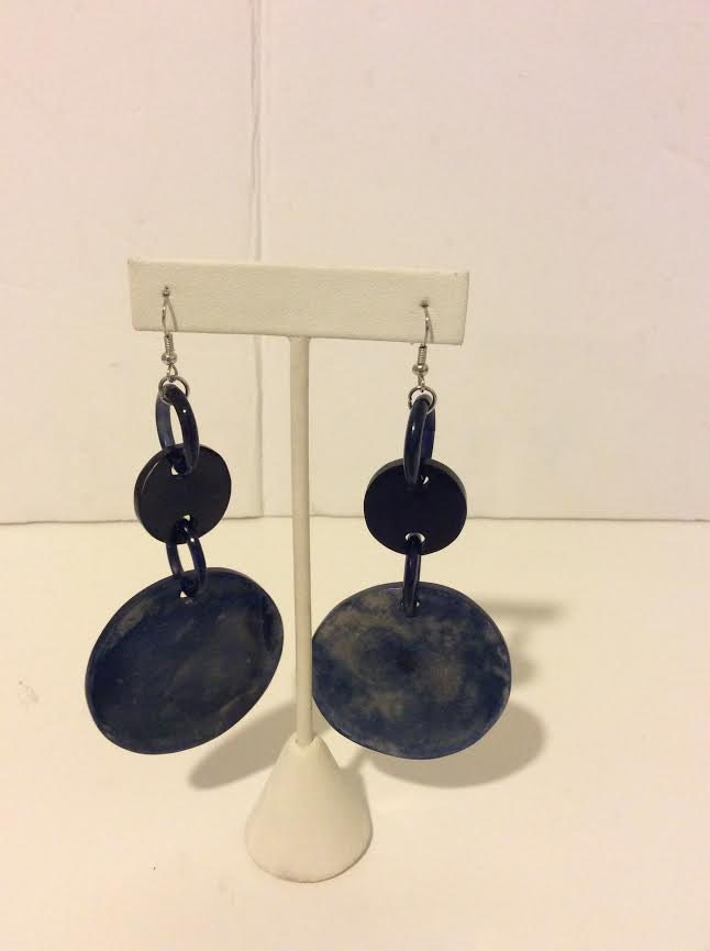 Navy-Blau Und Schwarz Emailliert Buffalo Horn Lange Klobige Kreis Creolen Navy-Blau Und Schwarz Emailliert Buffalo Horn Lange Klobige Kreis Creolen von EmeliaHart