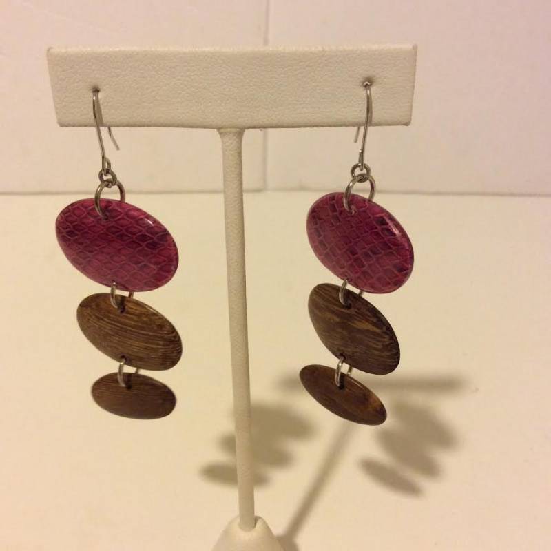 Rosa Und Braun Aus Holz Oval Art-Deco Ohrringe Rosa Und Braun Aus Holz Oval Art-Deco Ohrringe von EmeliaHart