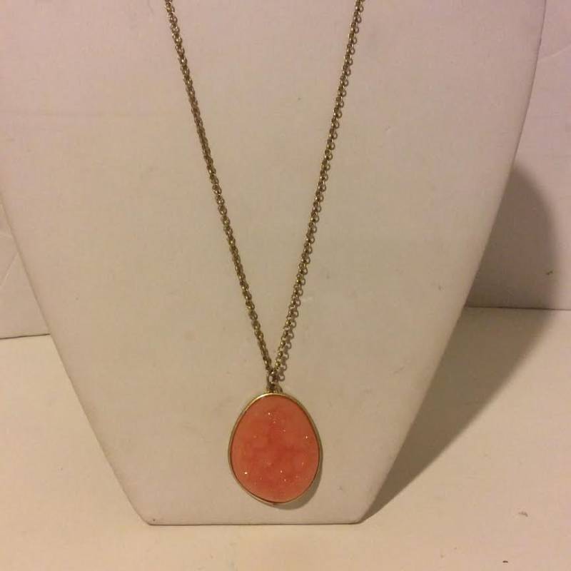 Rosa Und Gold Faux Druzy Anhänger Halskette Rosa Und Gold Faux Druzy Anhänger Halskette von EmeliaHart